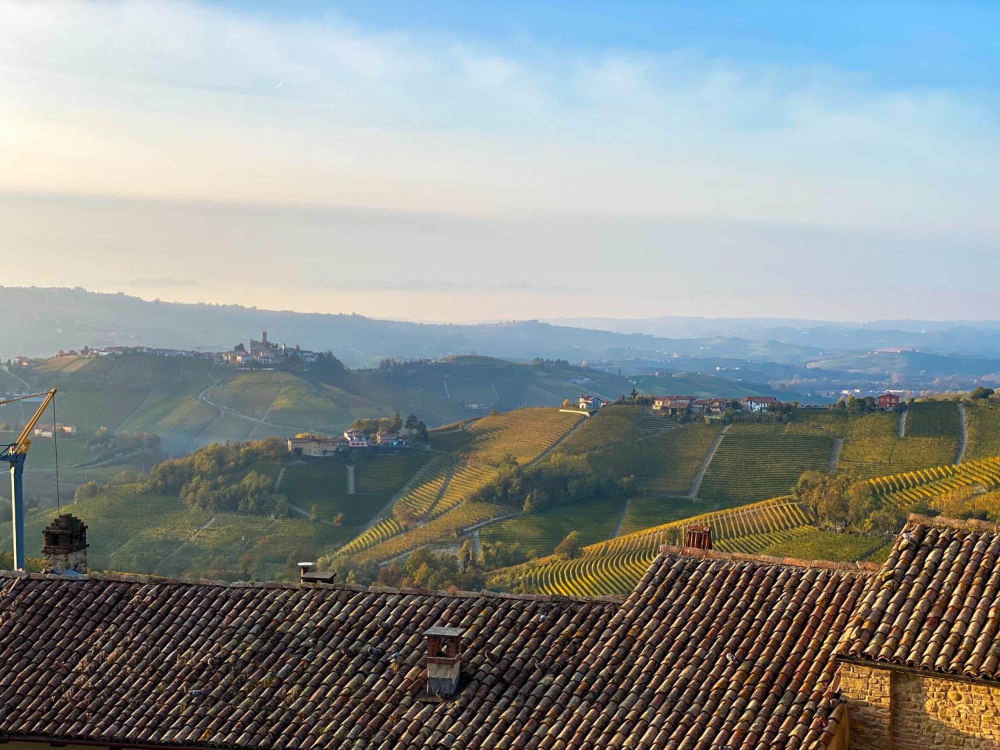 Just Langhe Casa Barolo Villa Novello Exterior photo